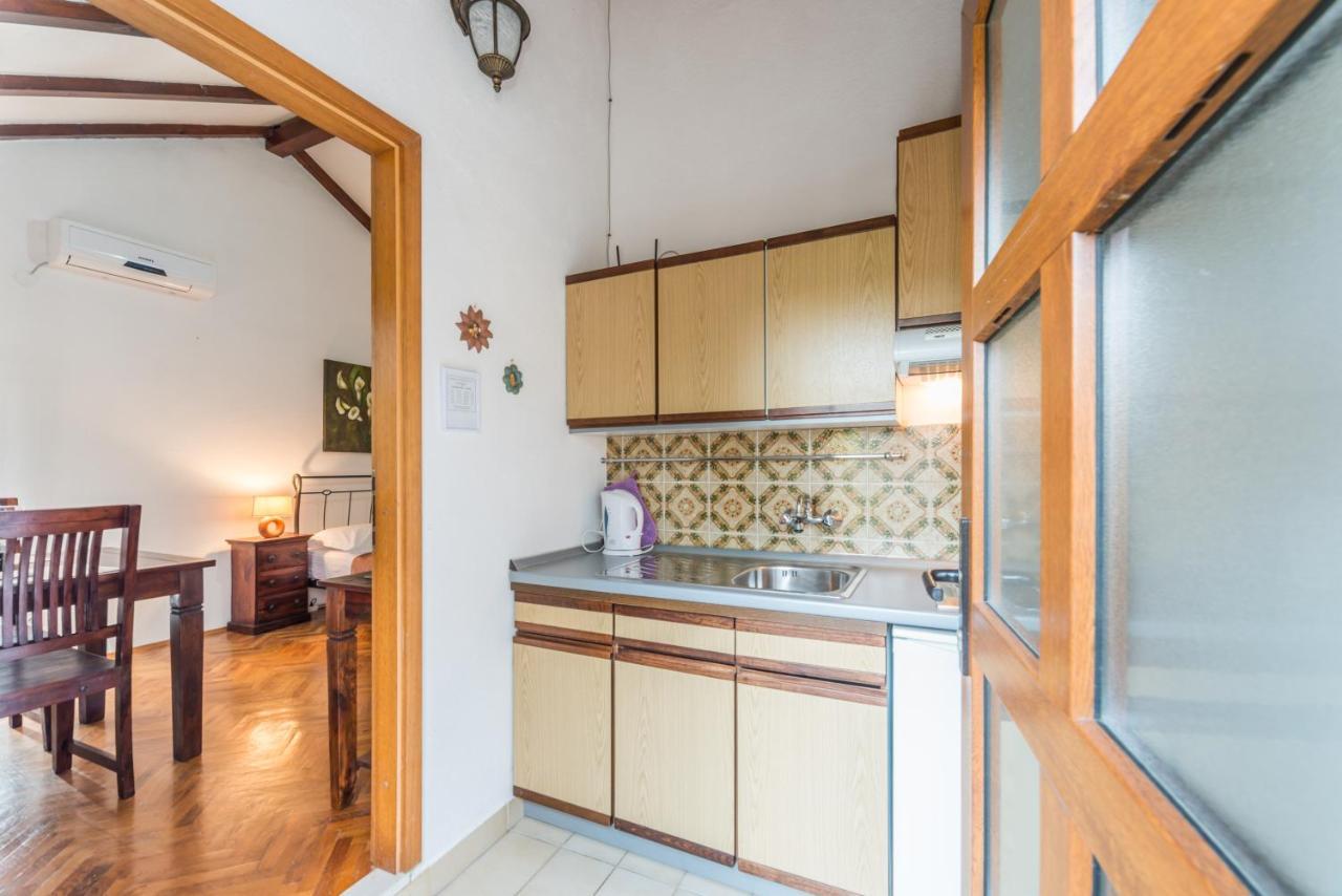 Apartmani Bugenvilija Brbinj 外观 照片